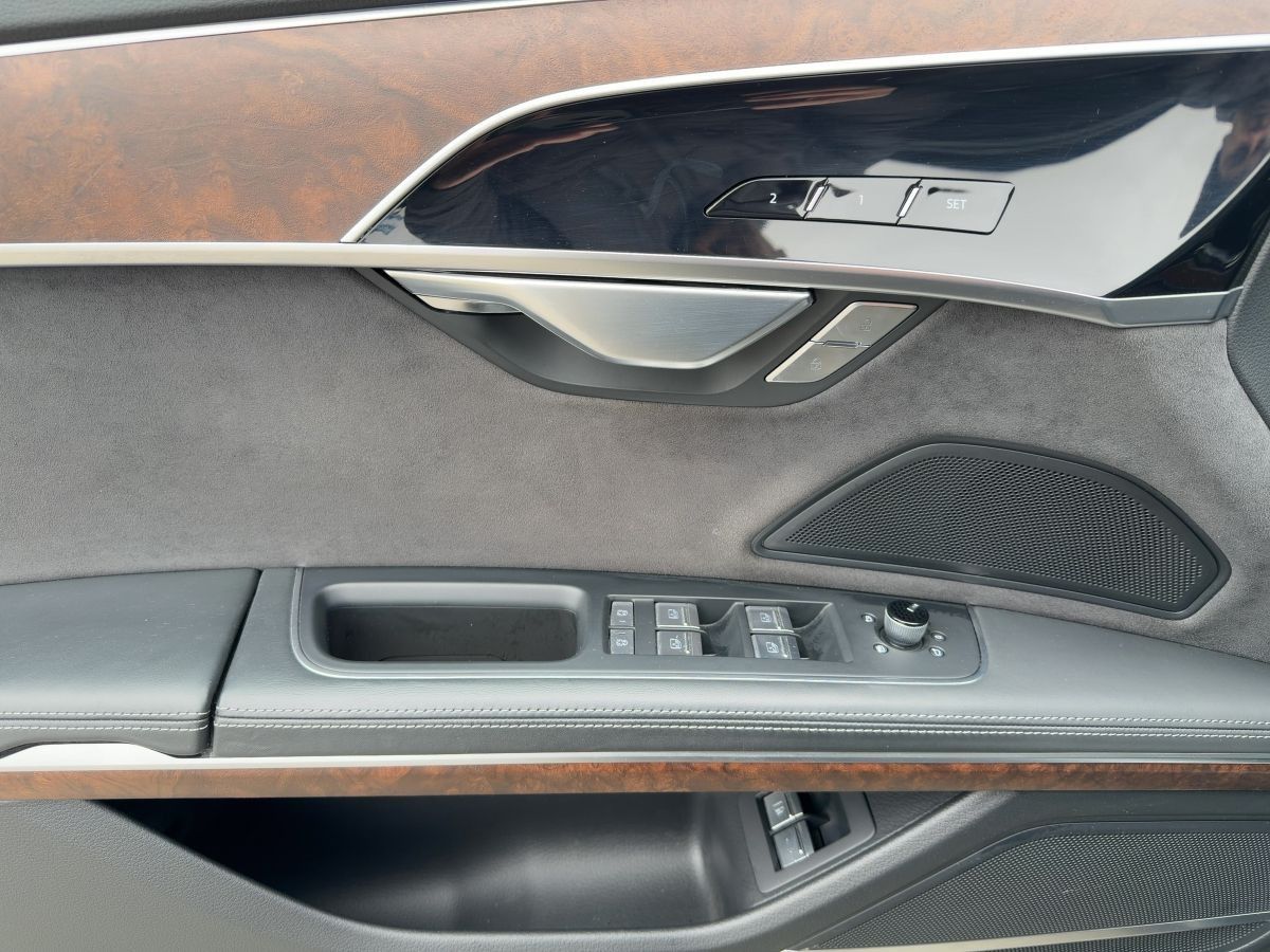 Audi A8 - Bild 16