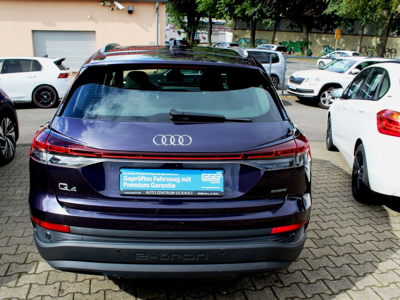 Audi Q4 e-tron 45 quattro AHK LED NAVI 19 Zoll Top foto 3