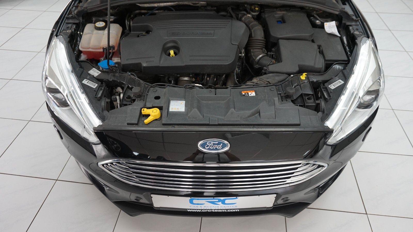 Fahrzeugabbildung Ford Focus Turnier Titanium  4,4L / 100 Verbrauch