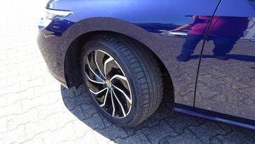 Fotografie des VW Golf VIII Variant 2.0 TDI Life*AHK*Navi*Bus.Pake