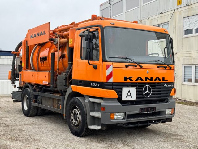 Mercedes-Benz ACTROS 1831 KOMBI SPÜHLWAGEN HELLMERS