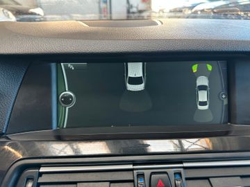 MYAUTOCENTER – Gebraucht- und Jahreswagen mit Werkstattservice in Pfaffenhofen BMW 520 d *BiXenon*Leder Dakota*Navi*PDC