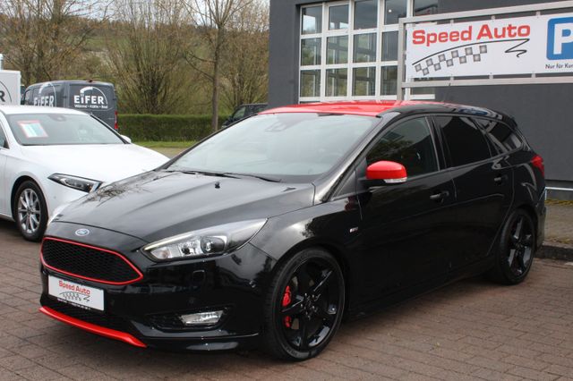 Ford Focus Turnier ST-Sport/NAVI/Bi-XENON/KAMERA/18"