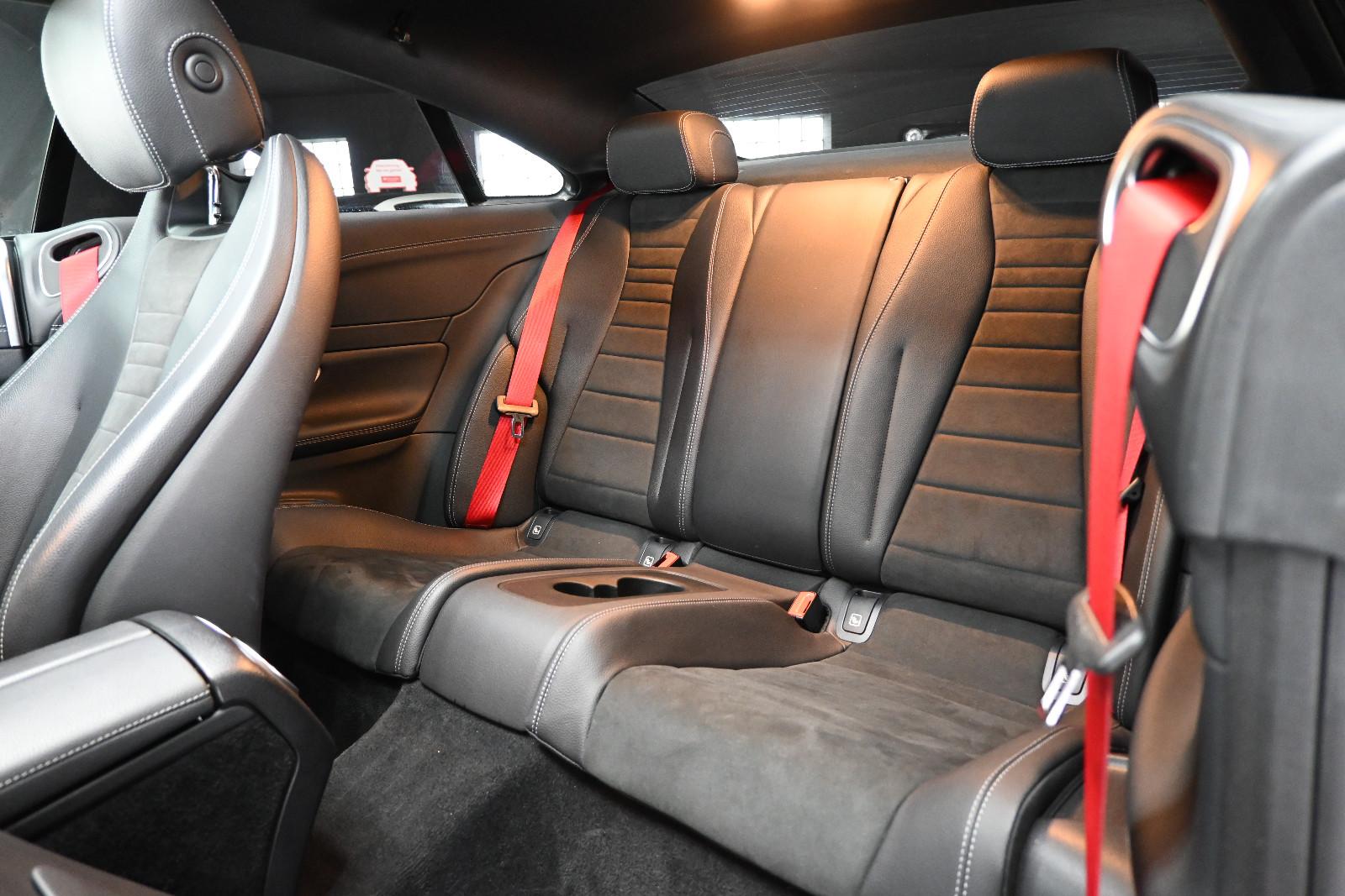 Mercedes-Benz E300 Coupe AMG/Pano/TW-Ass/Burmester/Kam/Distro