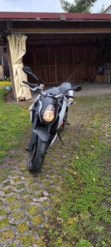 KTM Super Duke  990 R - KTM VON 751 BIS 1000 CCM
