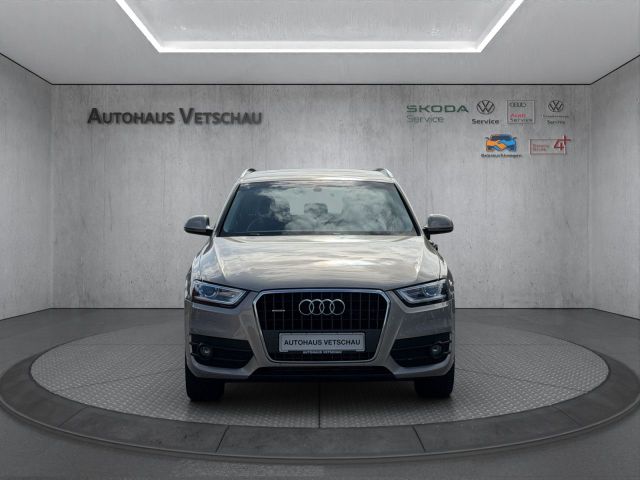 Q3 2.0 TFSI quattro/AHK/Xenon/DSG/PDC Klima
