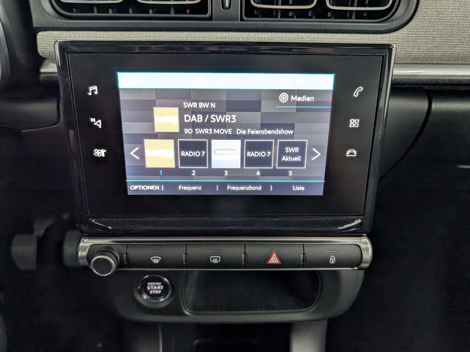 CITROEN C3  1.2 PureTech Shine Navi Pano NUR GEWERBE – Bild 17