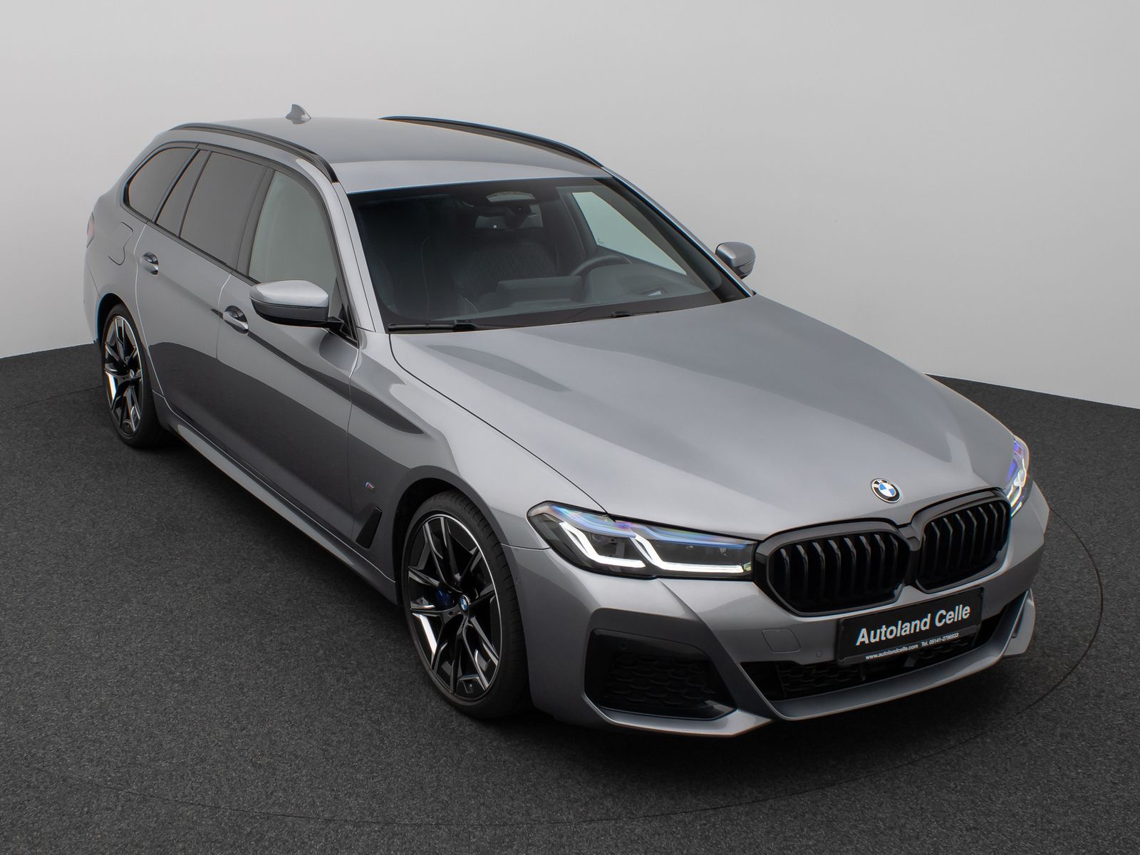 Fahrzeugabbildung BMW 540d xD M Sport Pro Laser Kamera HUD DAB H/K 20"