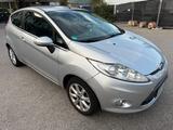 Ford Fiesta Ghia  AUS 1 HAND TÜV 02/2026 - Ford Fiesta Ghia mit Benzin-Antrieb