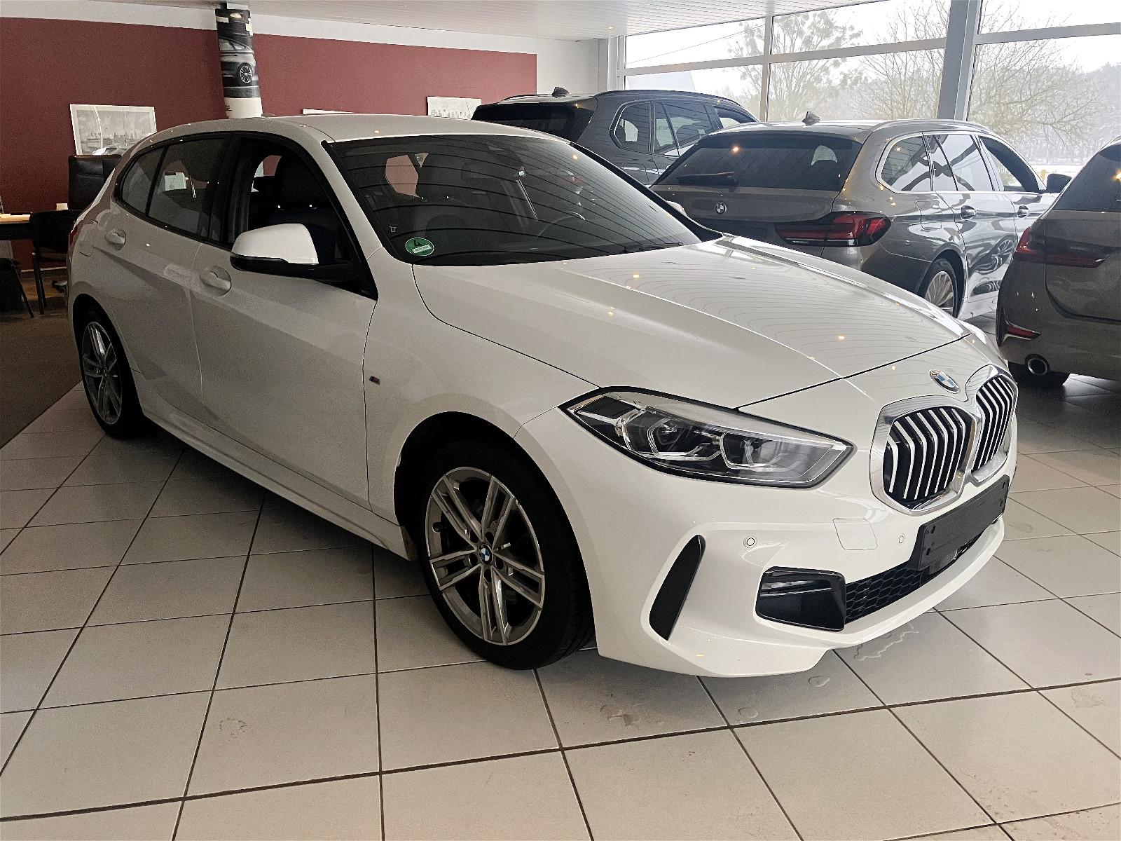 BMW 118i M-Paket/LivePRO/Guidance-Paket/WiFi Modul