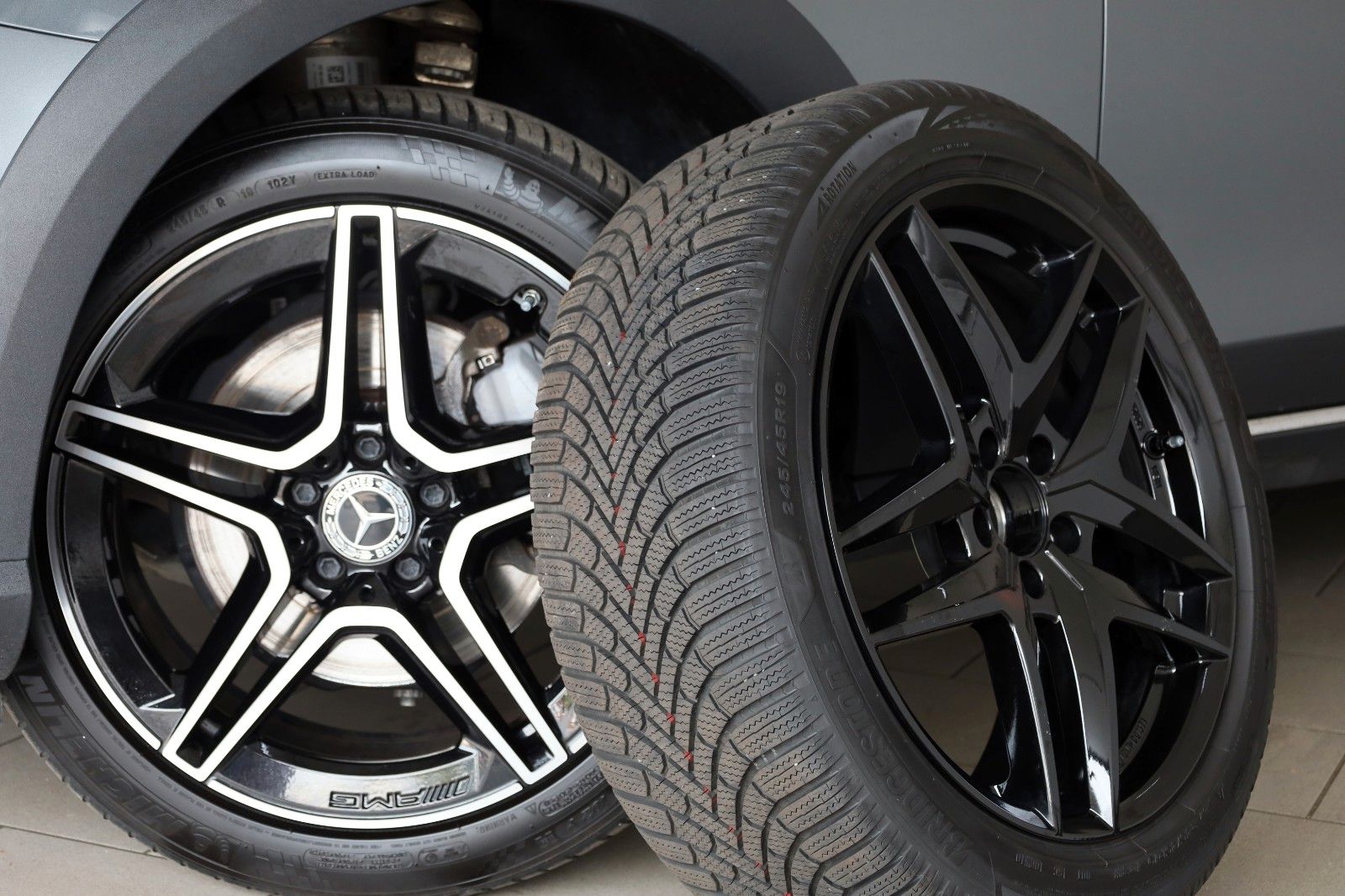 Fahrzeugabbildung Mercedes-Benz E 220 d 4M All-Terrain,Kamera,Navi,SH,AHK, SR+WR