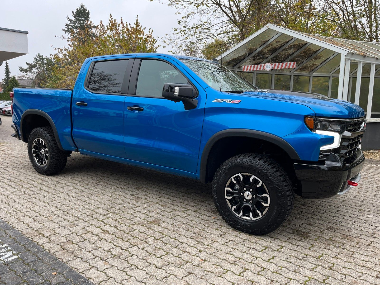 Fahrzeugabbildung Chevrolet Silverado ZR2 V8 6.2*Head-Up*360°*Offroad*AHK