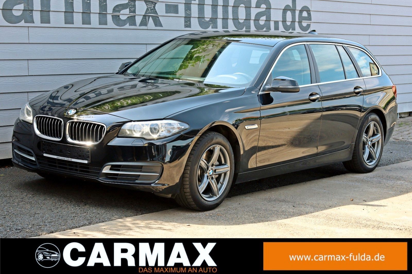 Fahrzeugabbildung BMW 525 d xDrive Touring,Navi,SH,Harman-Kardon,SR+WR