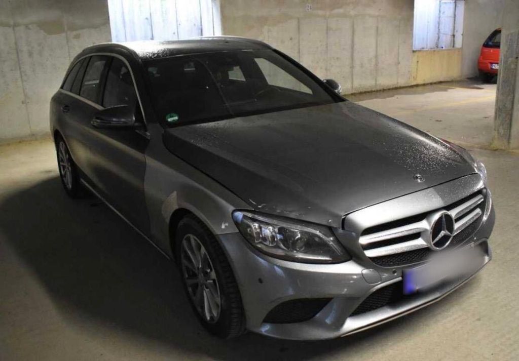 Image of Mercedes-Benz C 220