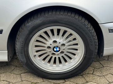 BMW 523 - 10