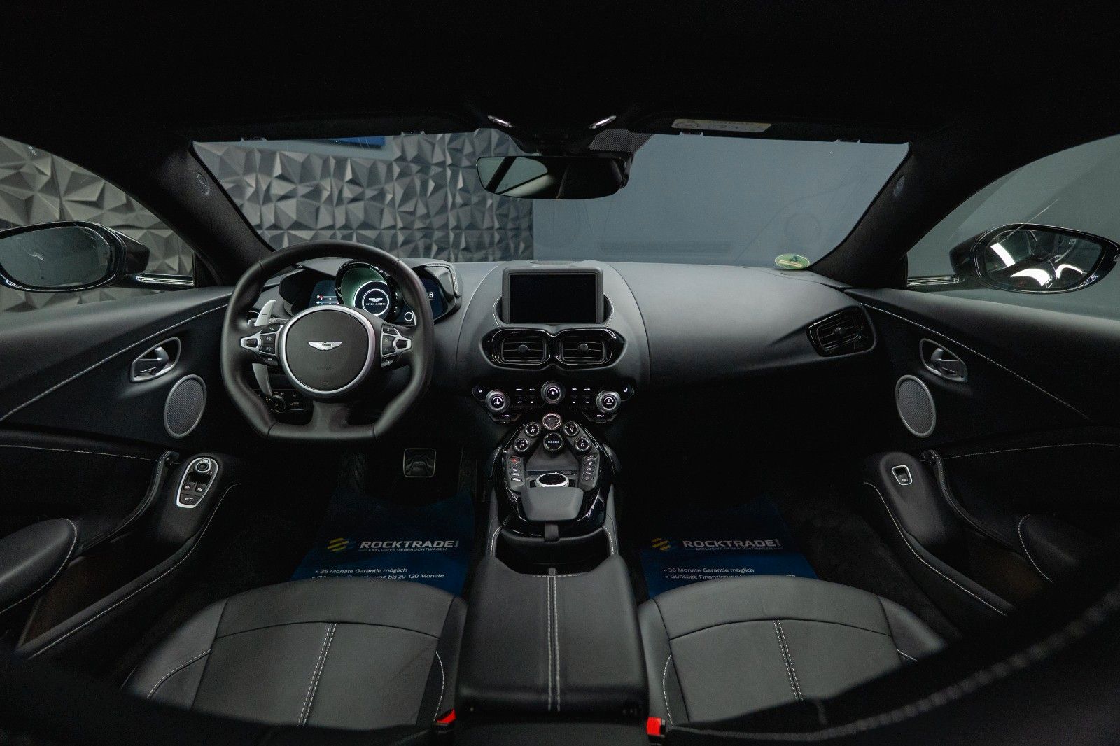 Fahrzeugabbildung Aston Martin V8 Vantage 4.0 V8 DB11 Coupe *1.Hand*360*Memory*