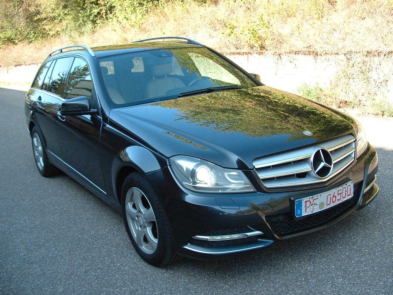 Mercedes-Benz C200 2012 — rear view