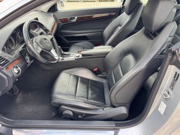 Mercedes E 300 - 11