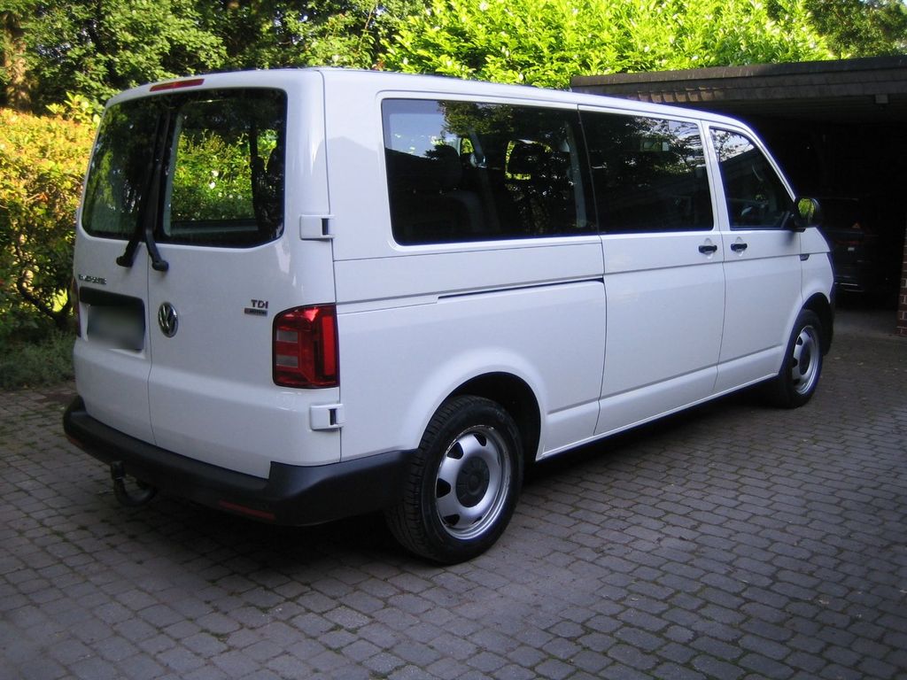 Image of Volkswagen T6 Kombi