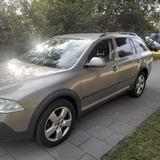 Skoda Octavia Combi Scout Edition  4X4 ALLRAD - Skoda Octavia aus 2009: Scout
