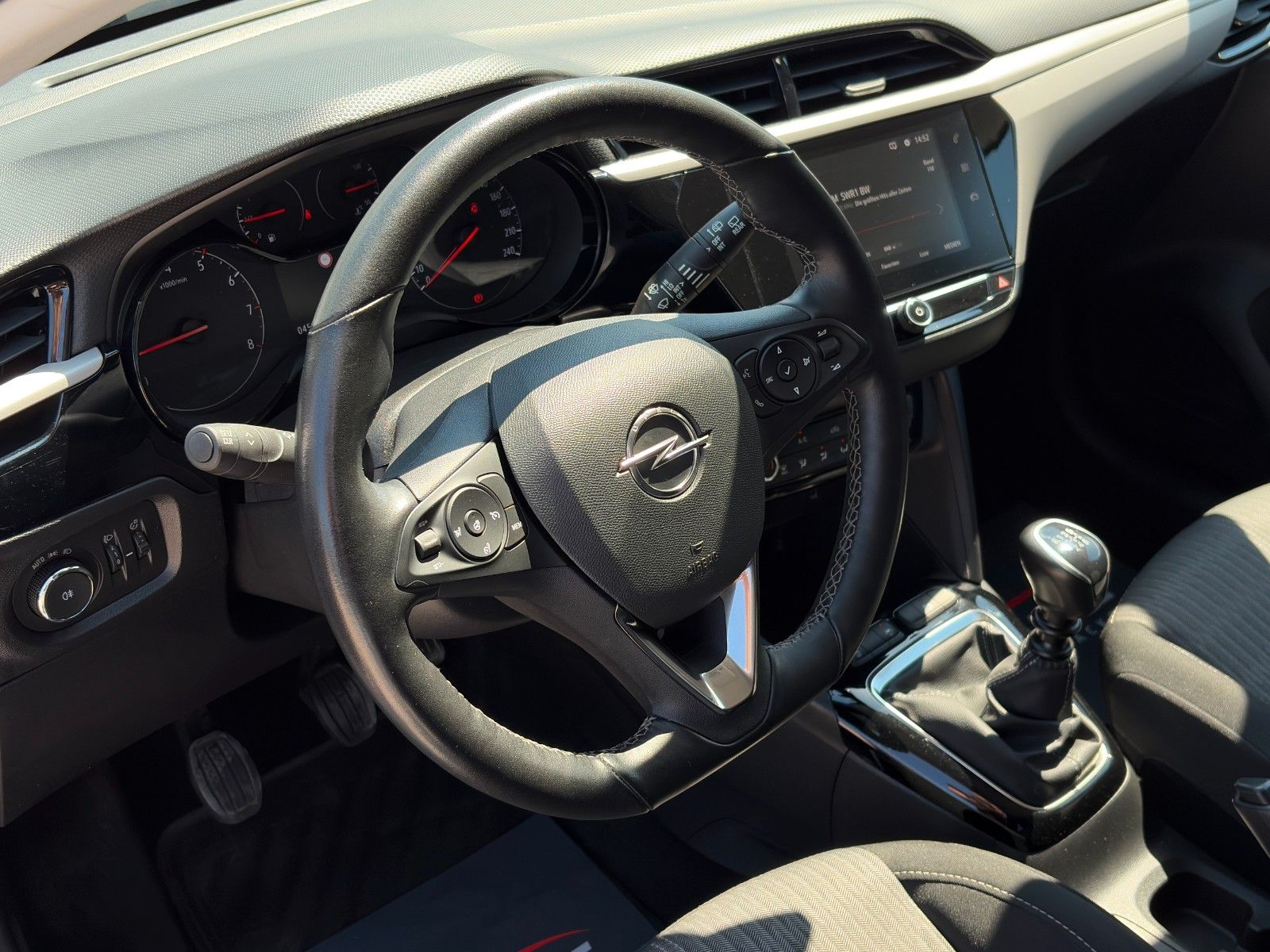 Fahrzeugabbildung Opel Corsa F 1.2 DIT S&S Edition CarPlay Temp. CAM