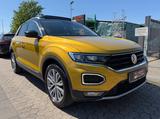 Volkswagen T-Roc Style/LED/Panorama/Navi/AHK - VW T-Roc Gebrauchtwagen in Köln
