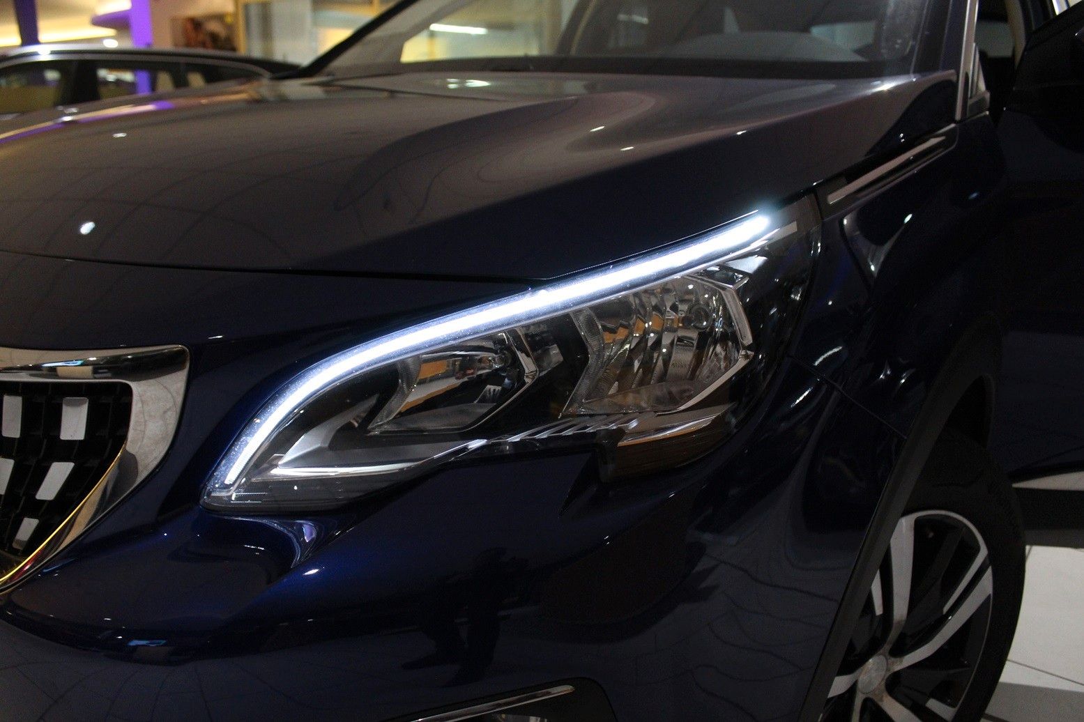 Fahrzeugabbildung Peugeot 3008 Allure 1.5D NAVI/LED/SHZ/PDC/T-LEDER/TEMPO