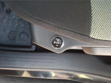 Citroën Berlingo Live XL PT 110 °AHK°PDC°SHZ°Tempomat°