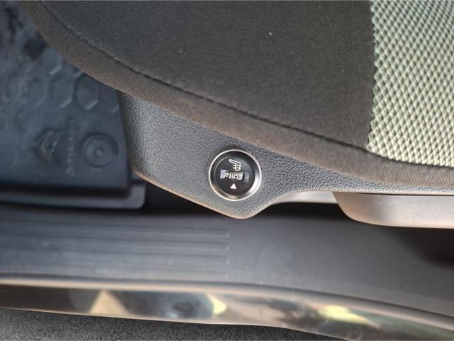 Citroën Berlingo Live XL PT 110 °AHK°PDC°SHZ°Tempomat°