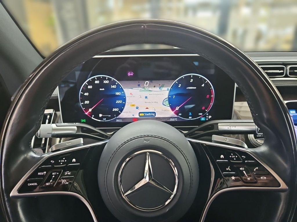 Fahrzeugabbildung Mercedes-Benz S 400 d 4M lang AMG SDHZ Massage 3D Chauffeur TV