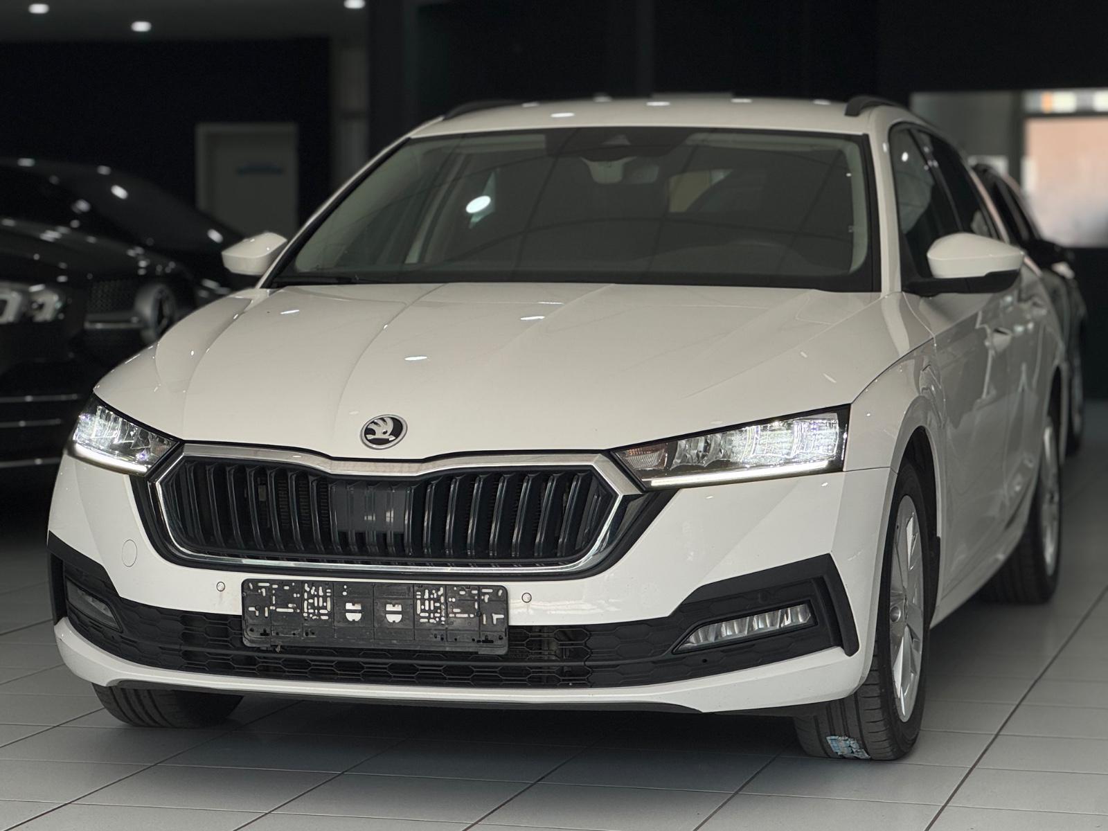 Skoda Octavia iV *DSG*AMBITION*VIRTUAL*LED-SW*PDC*SHZ*