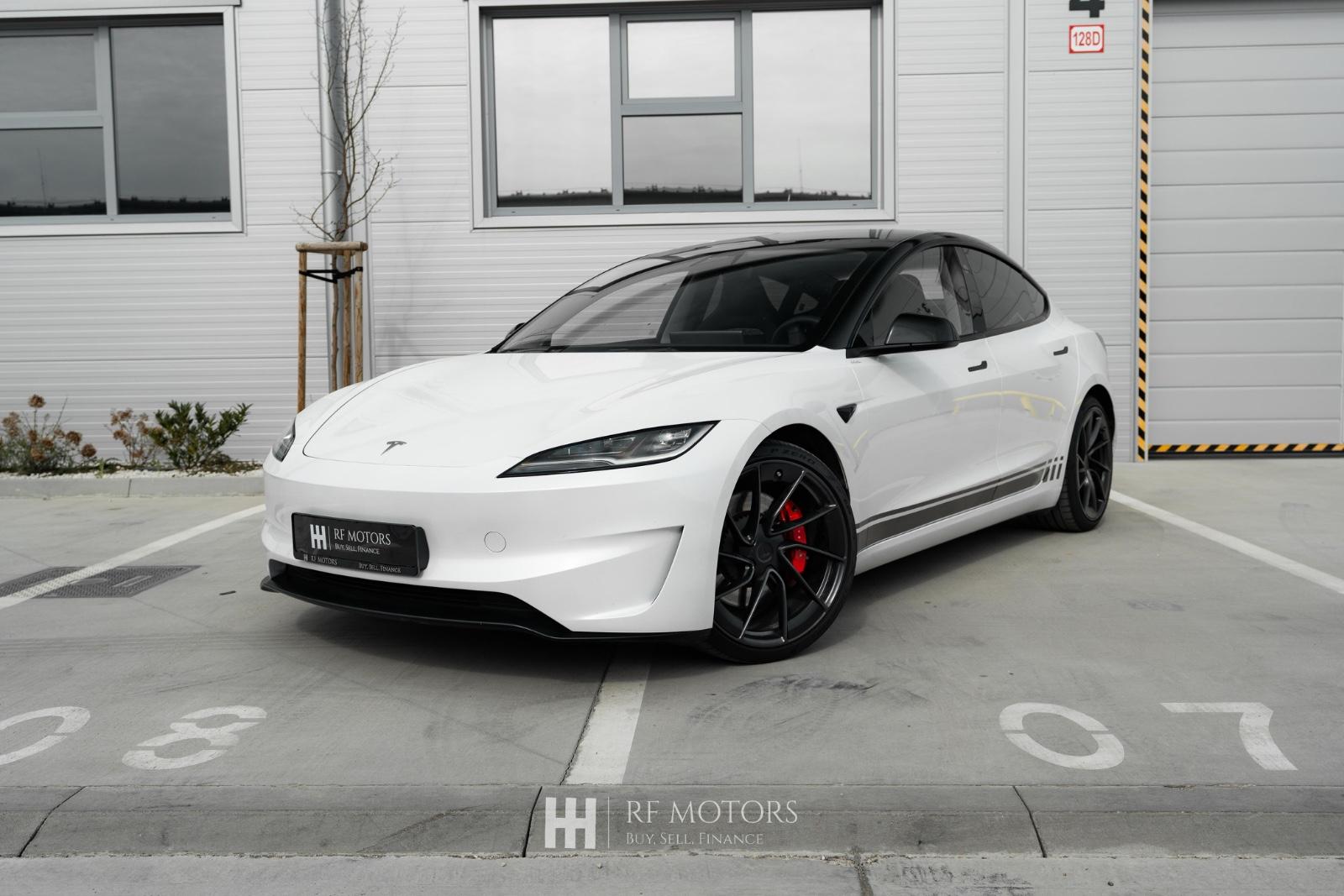 Tesla Model 3 Performance