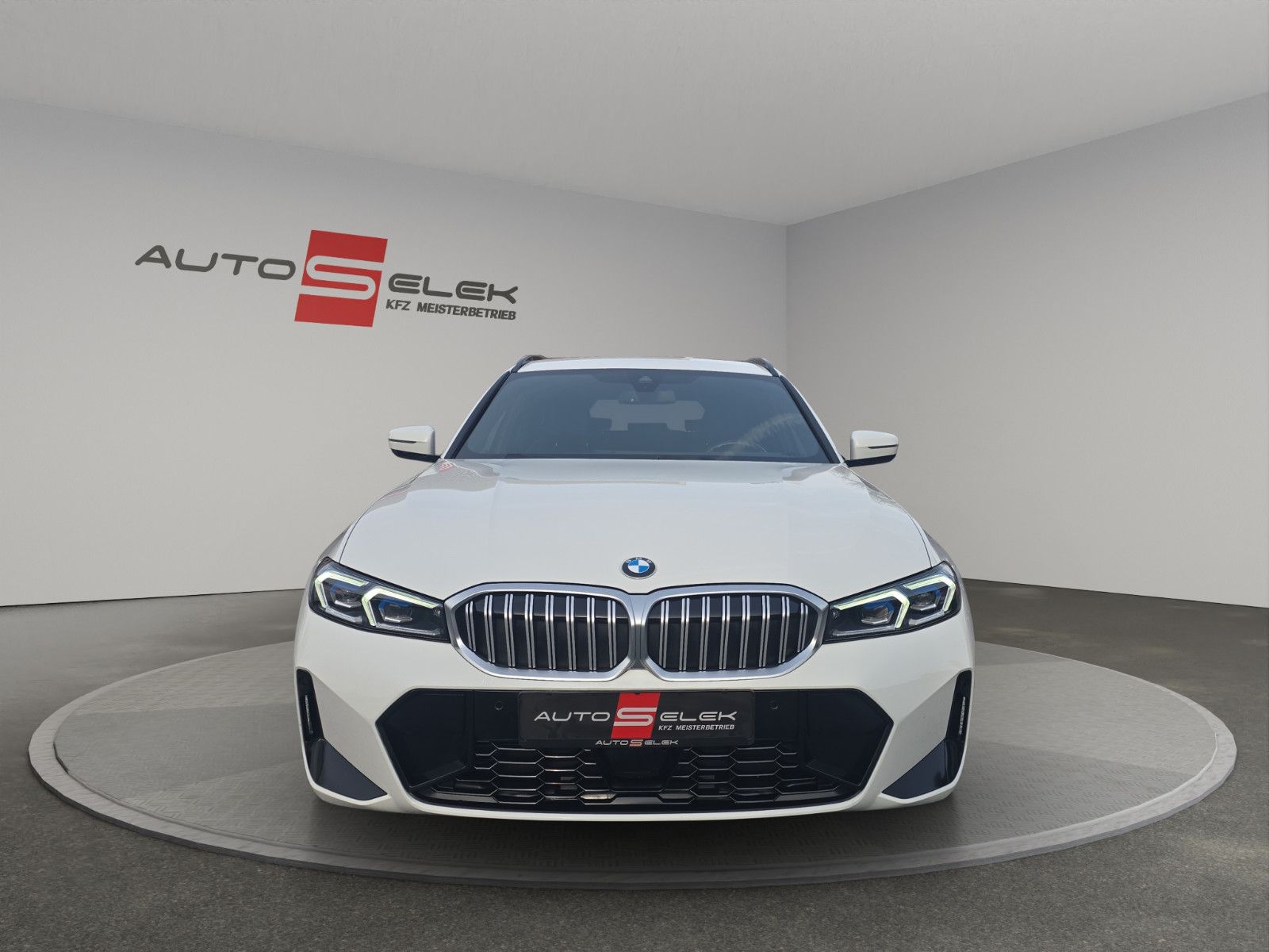Fahrzeugabbildung BMW Touring 320i M-SPORT LC.PRO ACC ,Hifi,Carplay