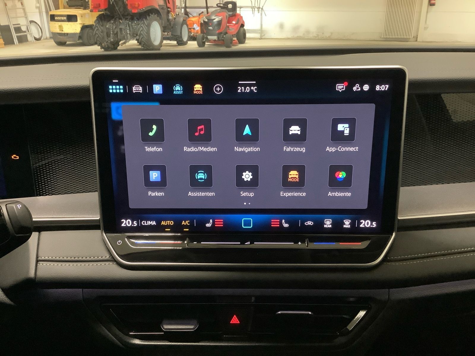 Tayron Life TSI DSG 110 kW 20", LED Plus, el. H
