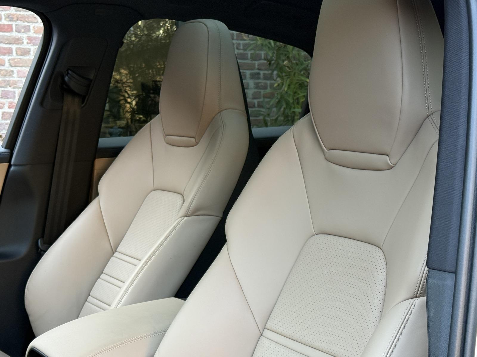 Porsche Cayenne E-Hybrid Coupe SPORTDESIGN*INNODRIVE*22