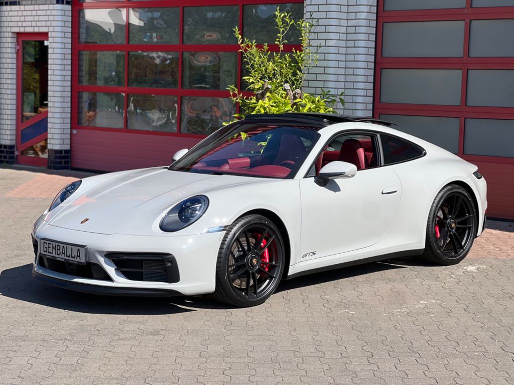 Porsche 992