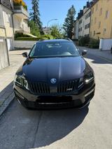 Skoda Octavia Combi RS 2.0 TDI DSG 4x4  - Skoda Octavia: RS TDI Dsg