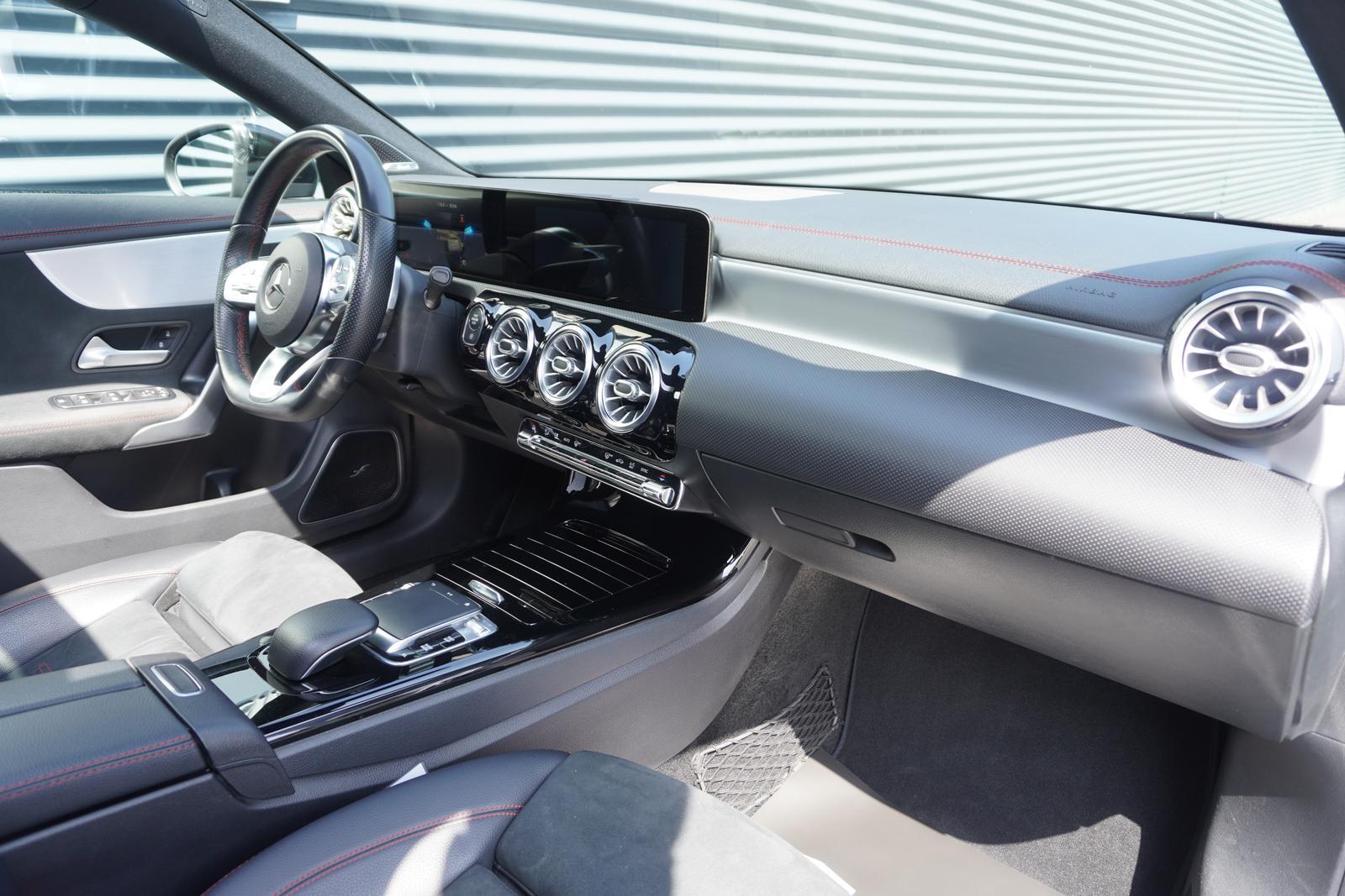 Mercedes-Benz CLA 220 SHOOTING BRAKE AMG-LINE VIRTUAL PANORAMA, миниатюра 14