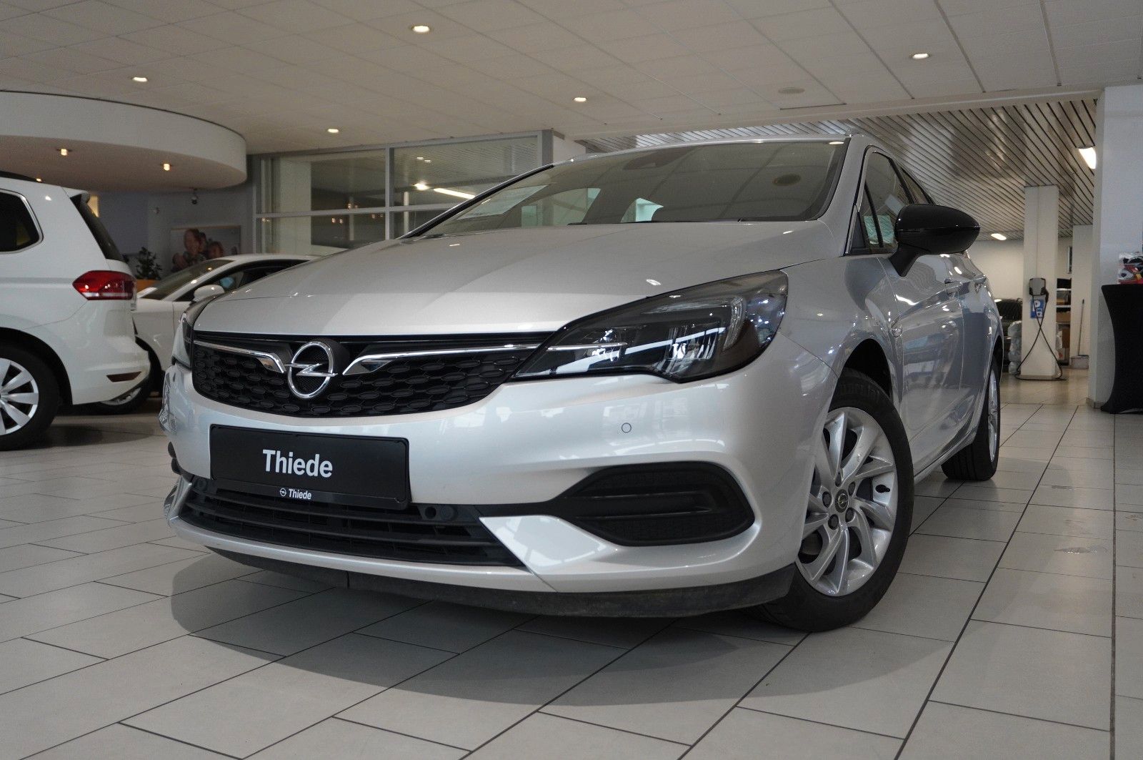 Fahrzeugabbildung Opel Astra K ST 1.5D ELEGANCE  LED/NAVI/PDC/KAM/ALU