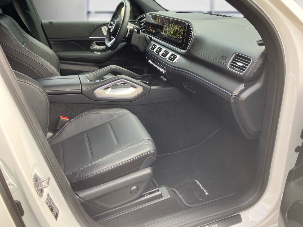 Fahrzeugabbildung Mercedes-Benz GLE 350 de 4M AMG AHK Night Airmatic Multibeam M