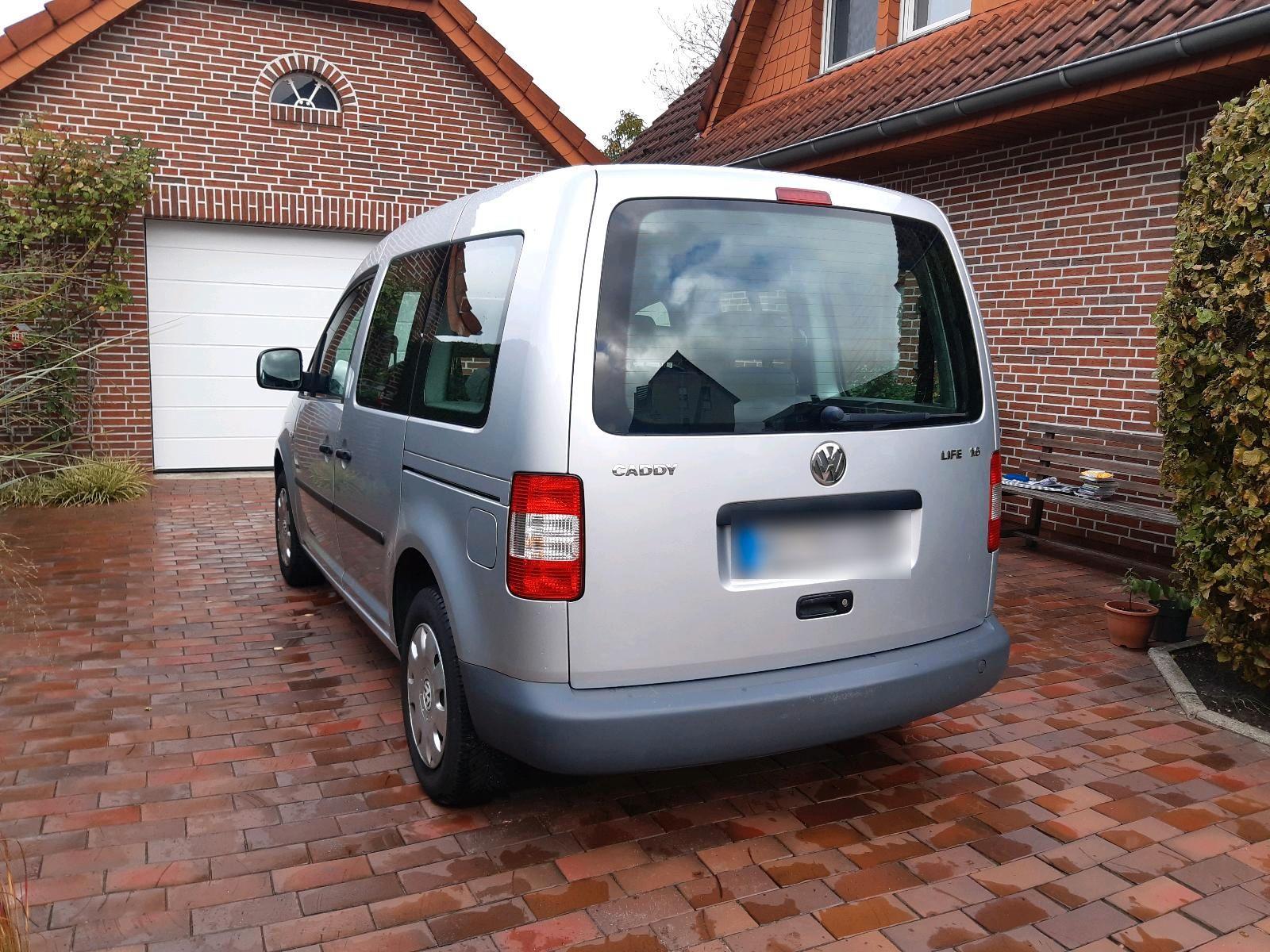 Volkswagen Caddy 2005 — вигляд ззаду