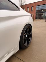 BMW M4 F82 Coupé  - BMW M4: F82