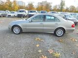 Mercedes-Benz E230 Aut. Elegance~ 2.Hd ~ 150.000 km ~ Gepflegt - Mercedes-Benz E 230 mit Benzin-Antrieb
