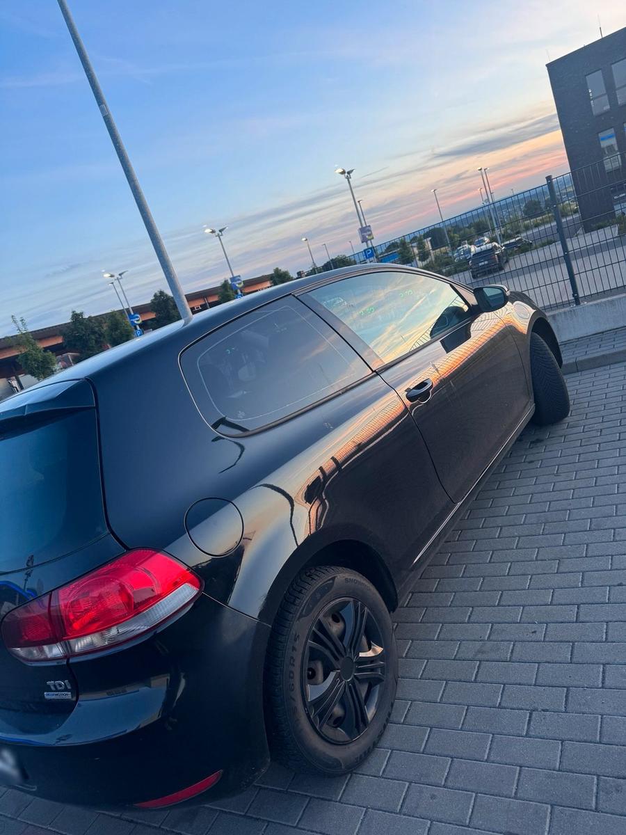 Volkswagen Golf 2009 — photo 10
