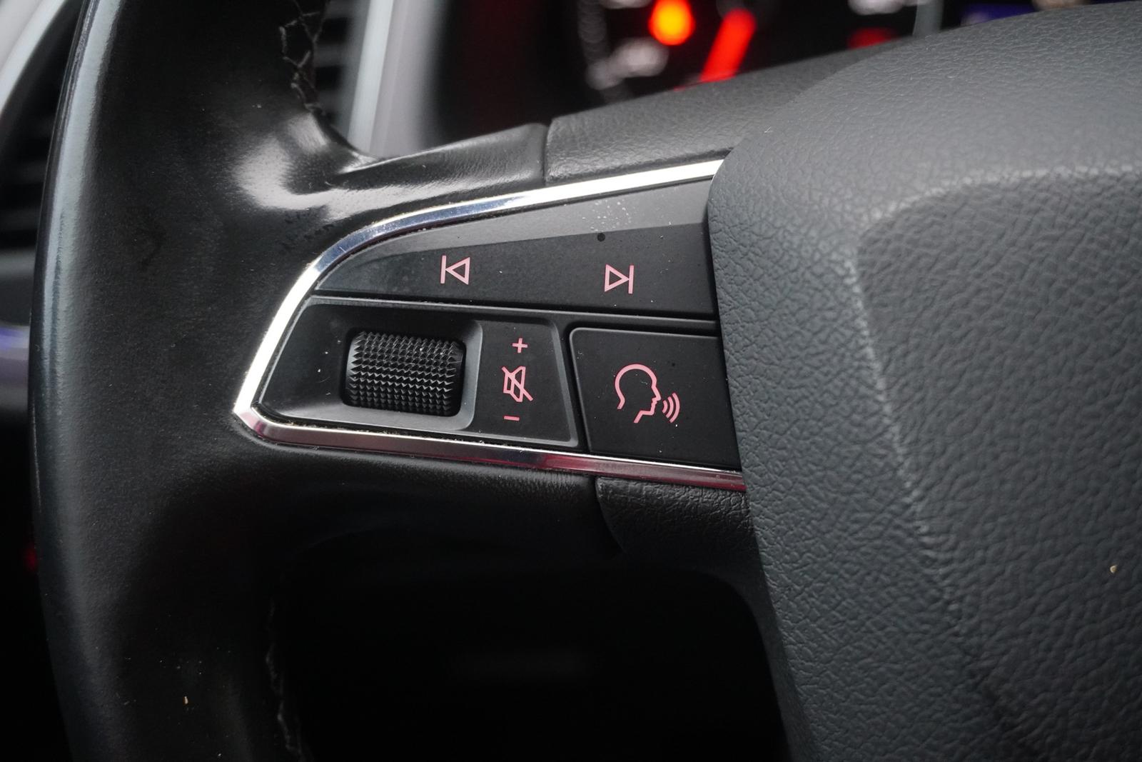 Seat Leon ST 1.5 Xcellence LED Navi Panorama Tempomat