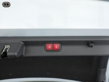 2022 Mercedes-BENZ EQE — миниатюра 25