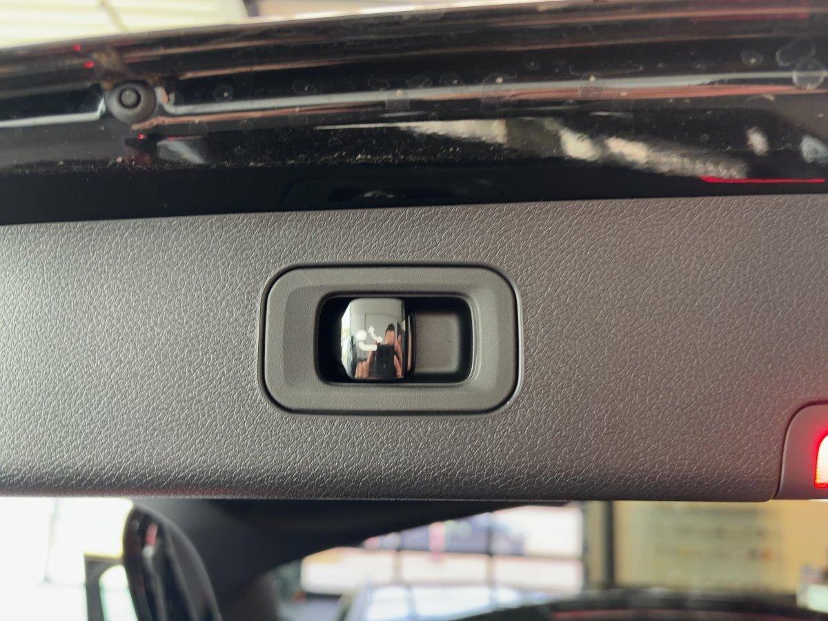 Mercedes-Benz E 220 d T AMG+PANO+DIST+360+KEYG+DIGILI+BURM+AHK