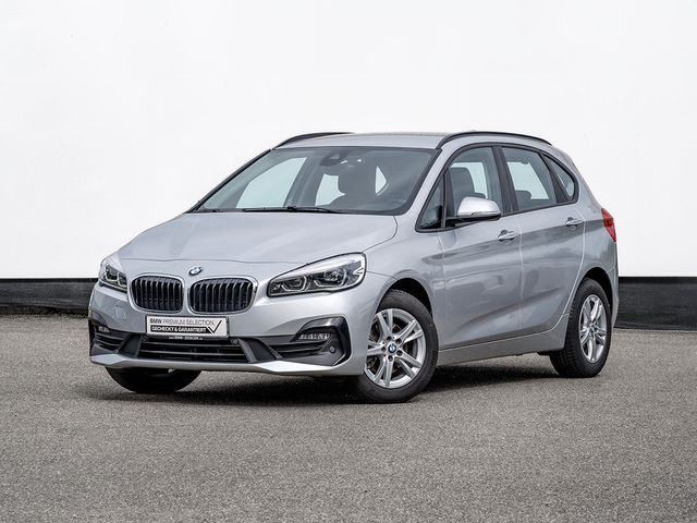 BMW 218i Active Tourer Rückfahrkamera Navi AppleCarP