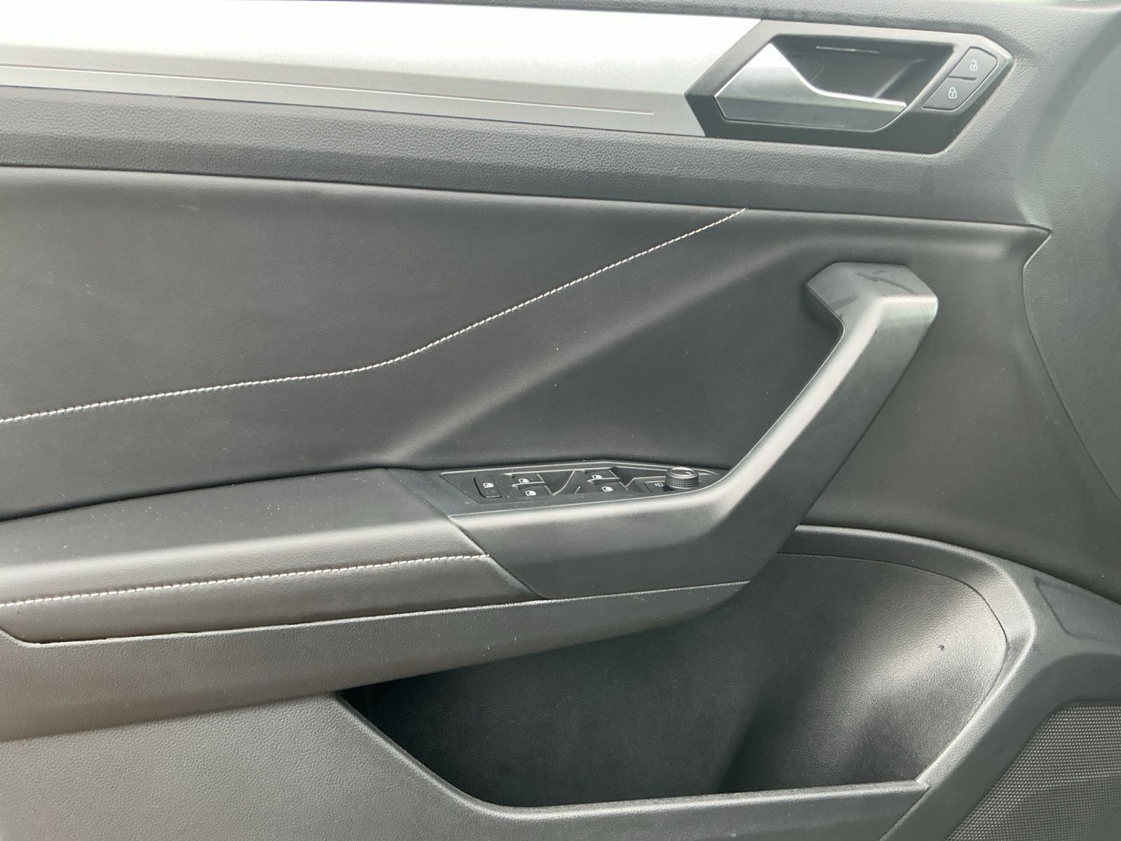 Volkswagen T-Roc - Bild 15