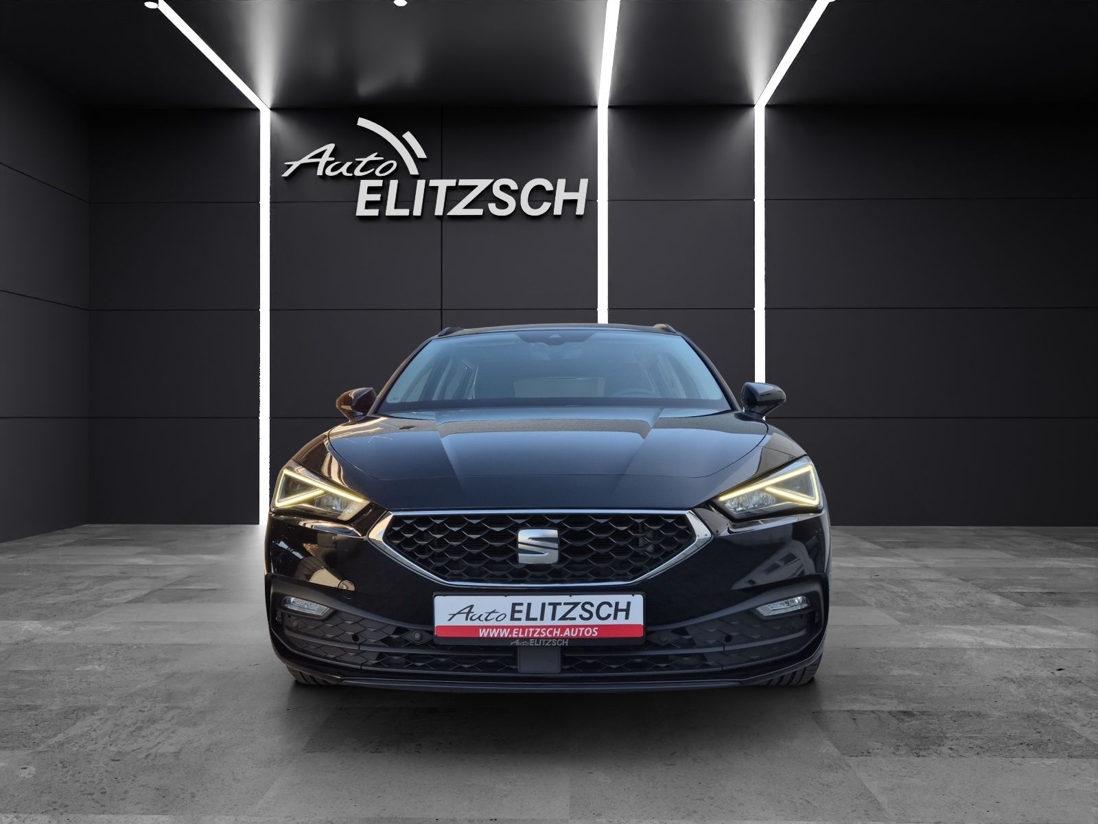 Fahrzeugabbildung SEAT Leon ST TDI Style DSG LED Navi AID beats ACC RFK